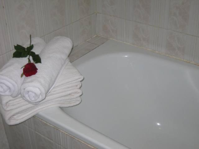 Hotel Mirah Sartika Bogor Zimmer foto