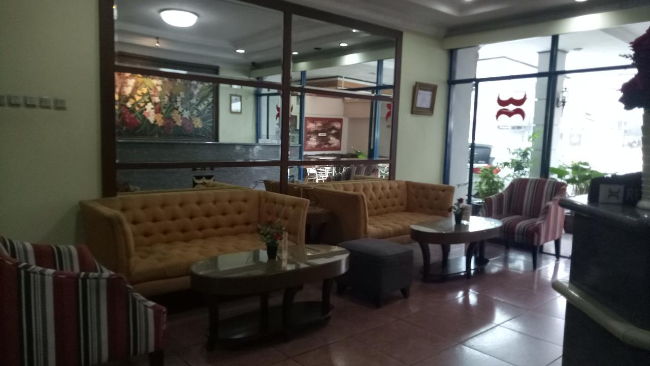 Hotel Mirah Sartika Bogor Exterior foto